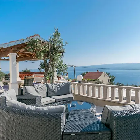 Villa Leo